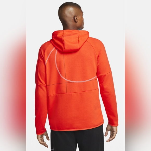 NIKE AIR TECH PERFORMANCE MEN'S SIZE MEDIUM ALMOST NEW WORE 4 TIMES ONLY - Picture 8 of 12